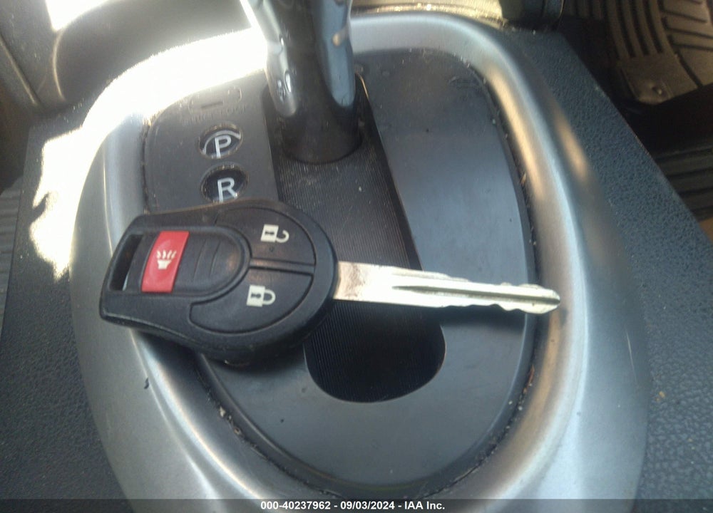 2012 NISSAN ROGUE S VIN: JN8AS5MV4CW351047