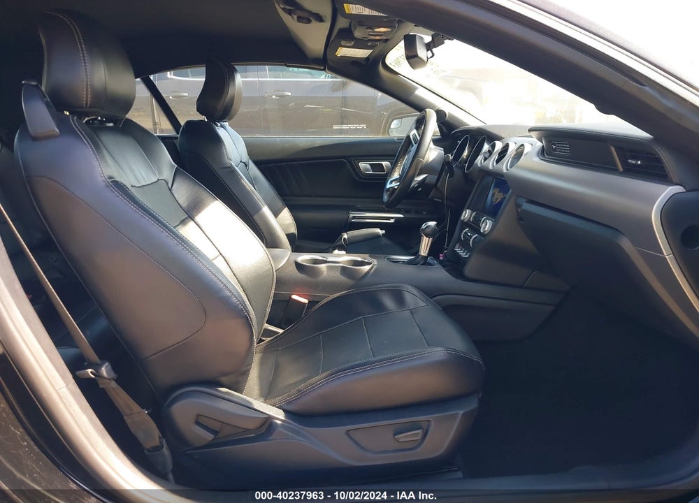 2020 FORD MUSTANG ECOBOOST PREMIUM VIN: 1FATP8UHXL5113278