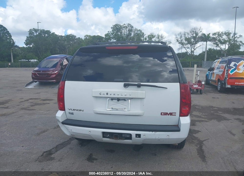 2007 GMC YUKON SLT VIN: 1GKFK13027J121305
