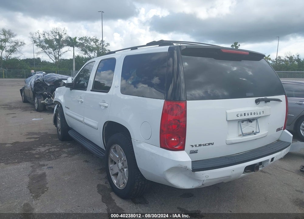 2007 GMC YUKON SLT VIN: 1GKFK13027J121305