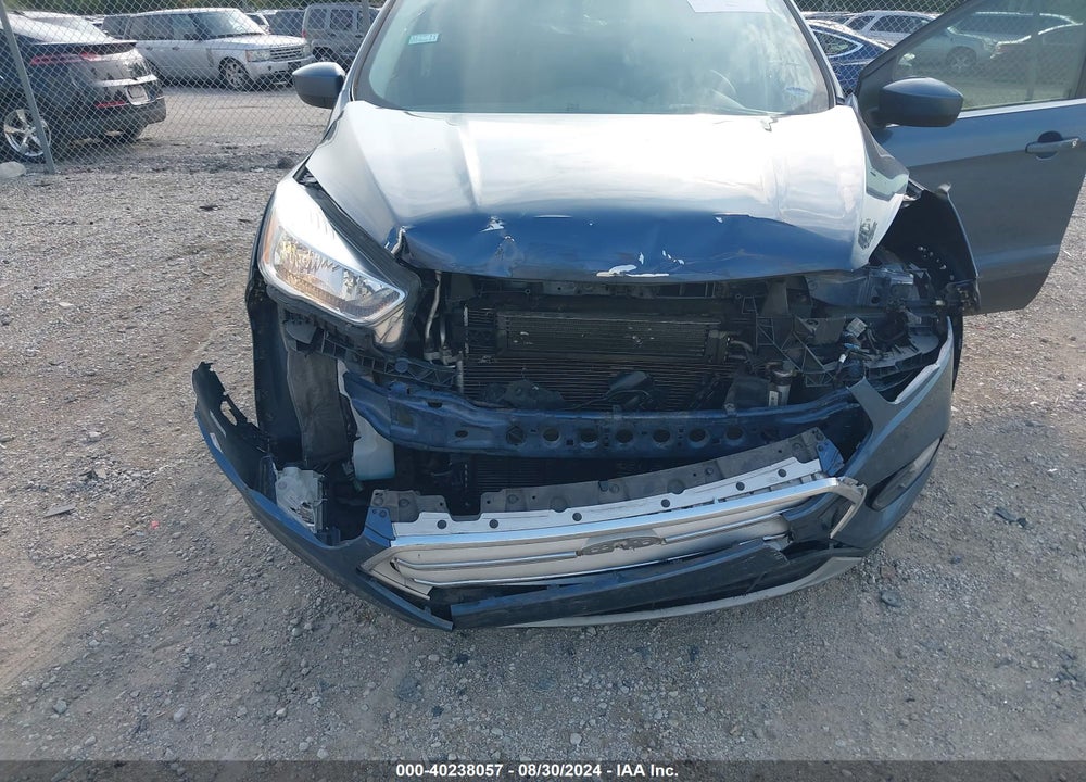 2018 FORD ESCAPE SE VIN: 1FMCU0GD2JUA90400