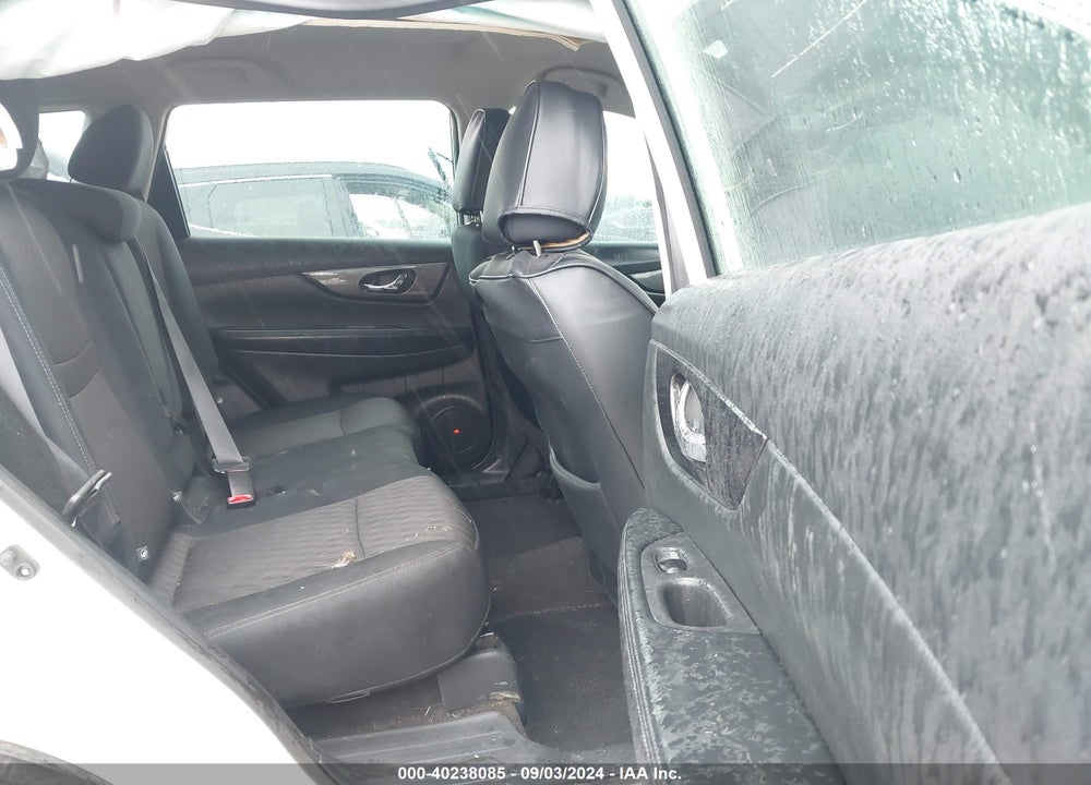 2018 NISSAN ROGUE S VIN: 5N1AT2MT3JC713935