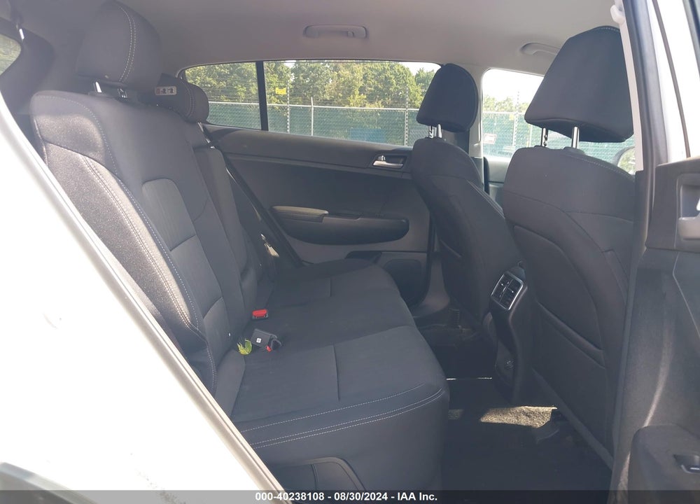 2019 KIA SPORTAGE LX VIN: KNDPMCAC9K7518440