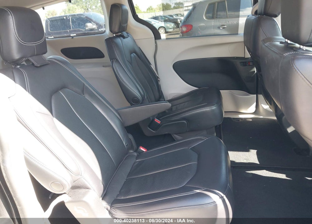 2022 CHRYSLER PACIFICA TOURING L VIN: 2C4RC1BG1NR194596