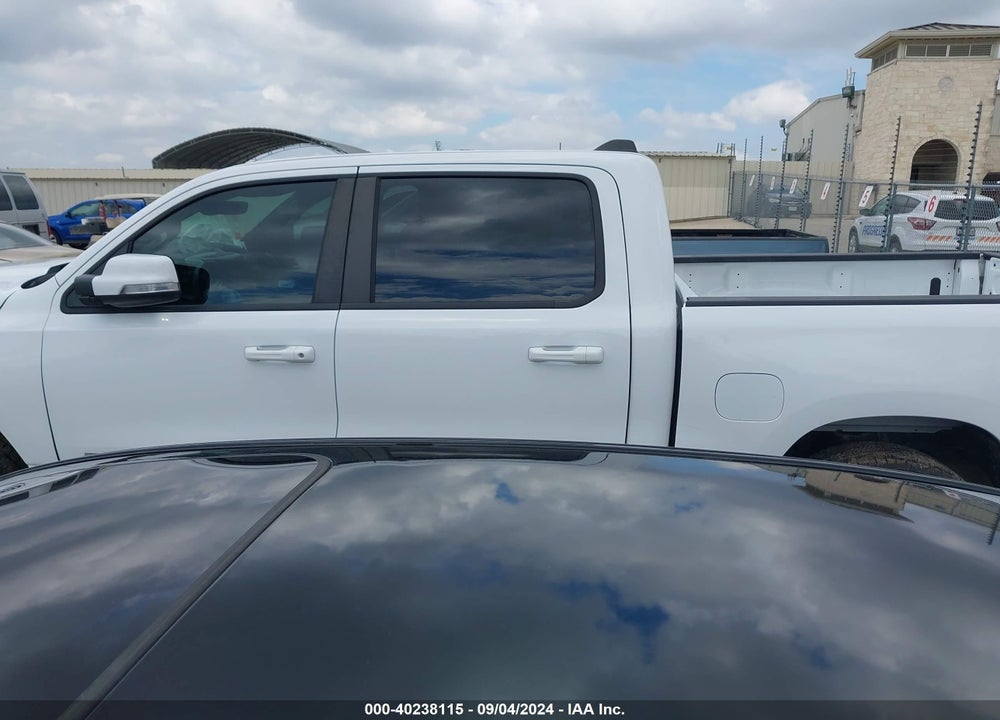 2022 STAR RAM 1500 LONE   4X4 5'7 BOX VIN: 1C6SRFFT1NN397173