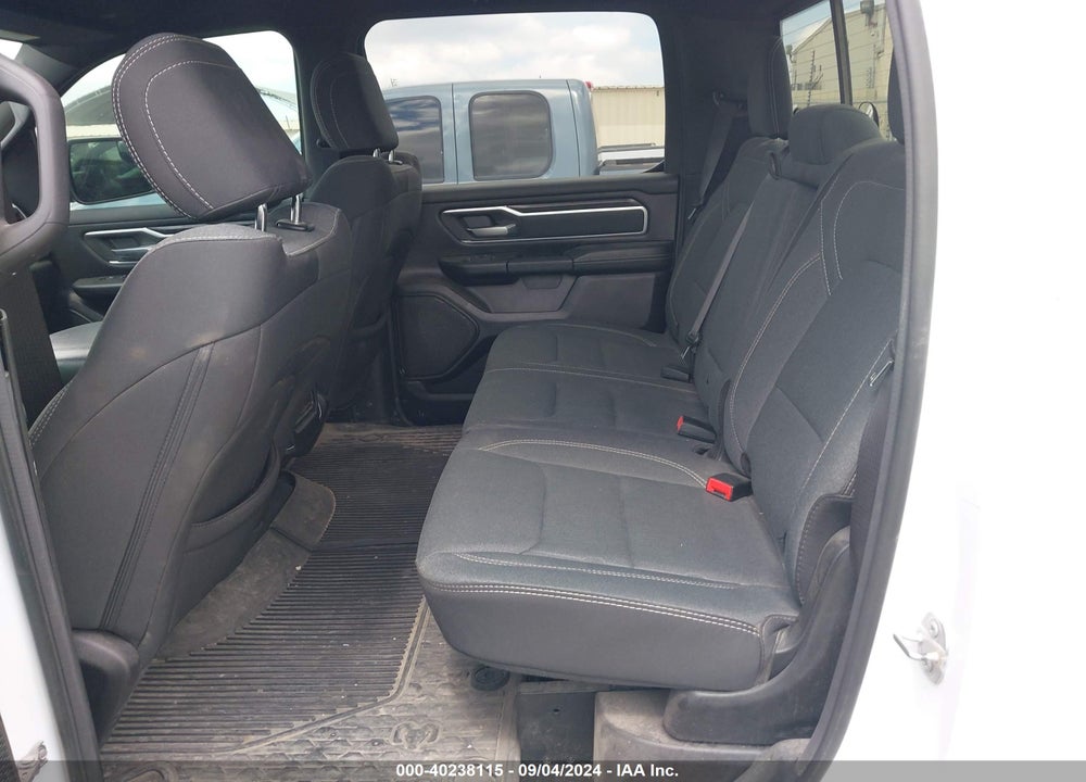2022 STAR RAM 1500 LONE   4X4 5'7 BOX VIN: 1C6SRFFT1NN397173