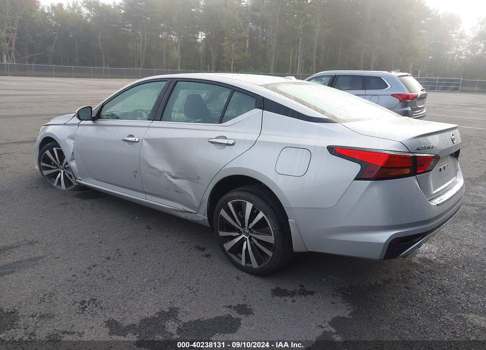 2021 NISSAN ALTIMA PLATINUM INTELLIGENT AWD VIN: 1N4BL4FW6MN386652