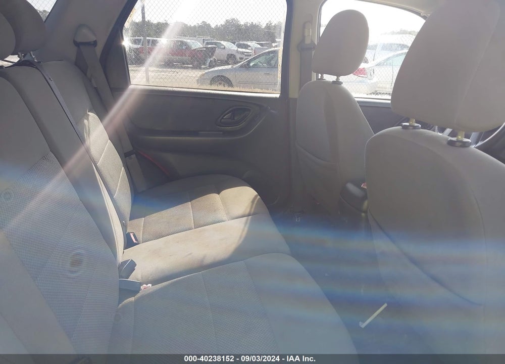2005 FORD ESCAPE VIN: 1FMYU03145KB49904