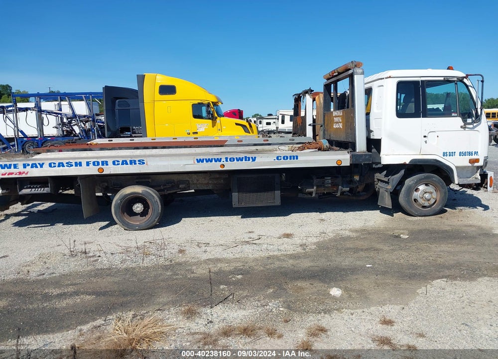 2002 NISSAN DIESEL UD1800 VIN: JNAMA43H72AH65071