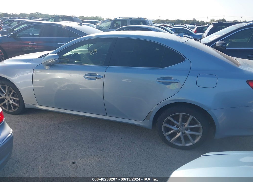 2011 LEXUS IS 350 VIN: JTHCE5C20B5001002