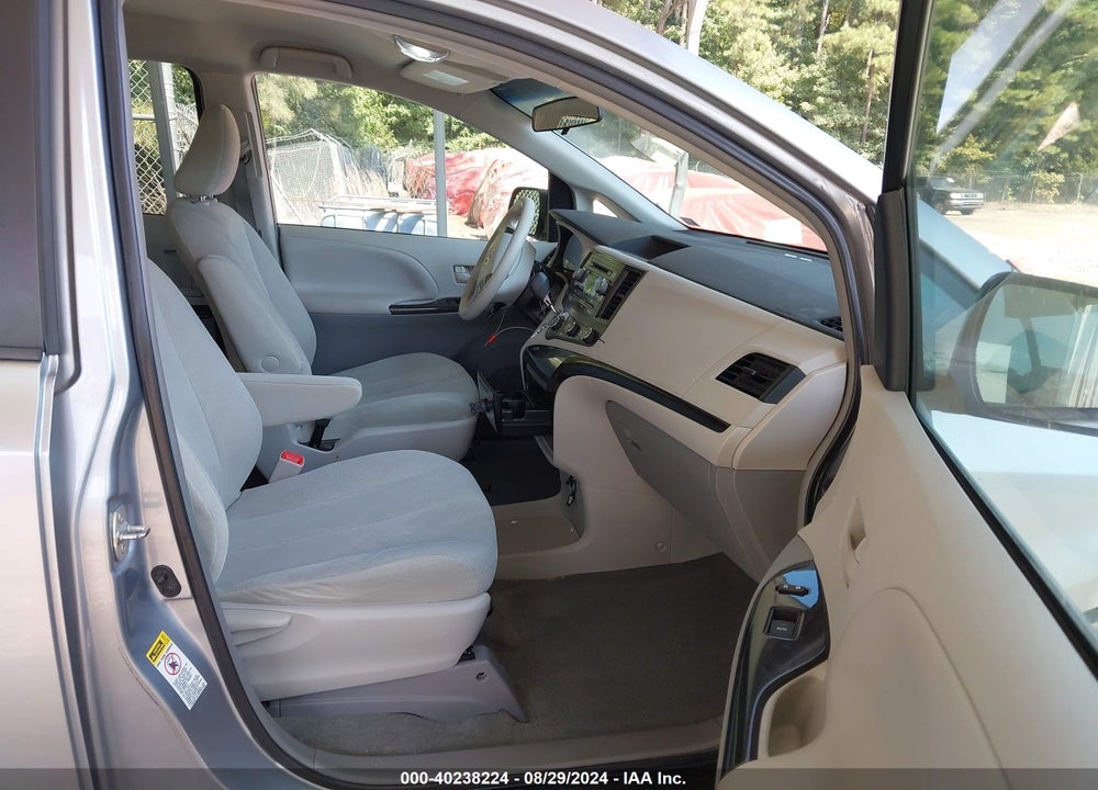 2012 TOYOTA SIENNA BASE V6 7 PASSENGER VIN: 5TDZK3DC3CS224338