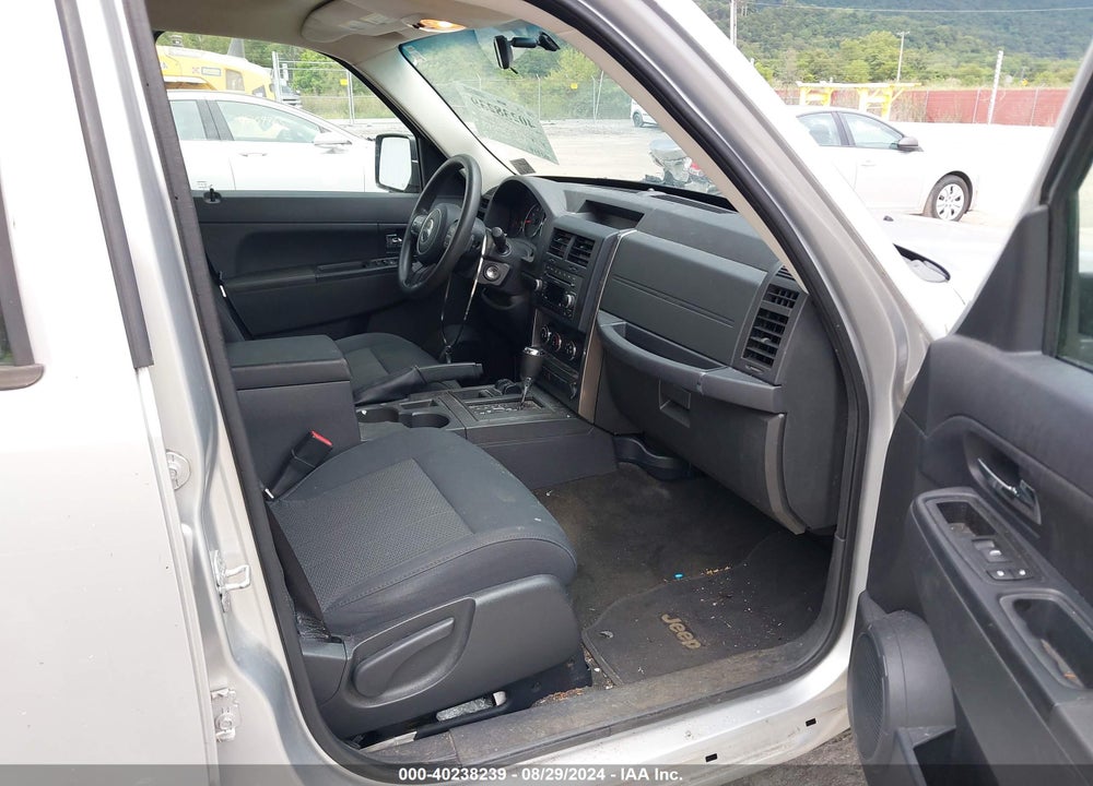2011 JEEP LIBERTY SPORT VIN: 1J4PN2GK0BW594098