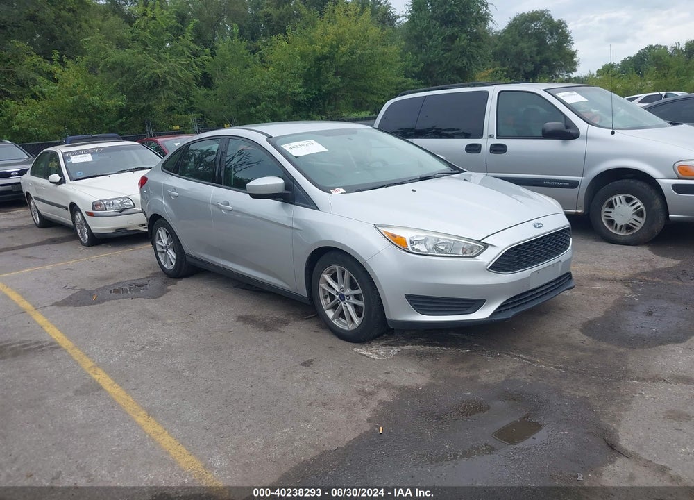 2018 FORD FOCUS SE VIN: 1FADP3F2XJL273332