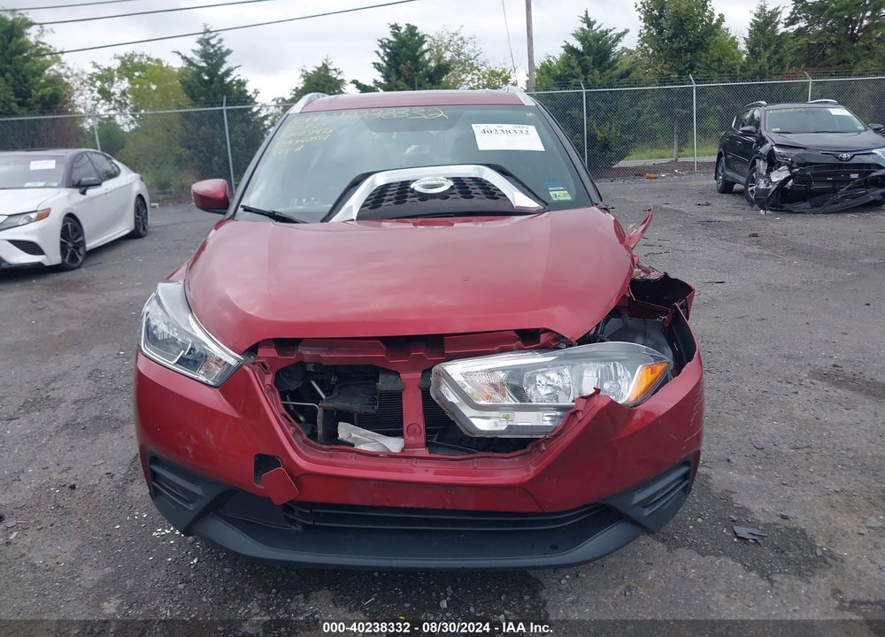 2018 NISSAN KICKS SV VIN: 3N1CP5CUXJL536904