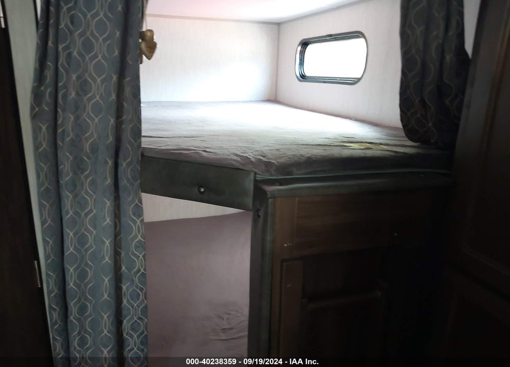 2020 FOREST RIVER OTHER VIN: 4X4TCKY25LK062034