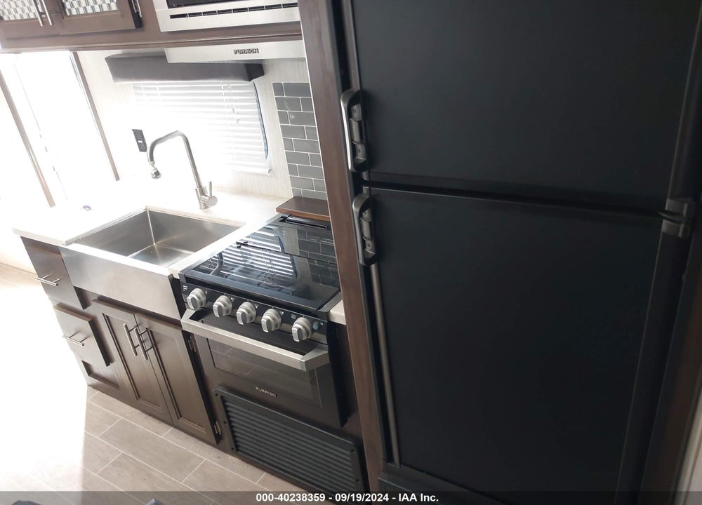 2020 FOREST RIVER OTHER VIN: 4X4TCKY25LK062034