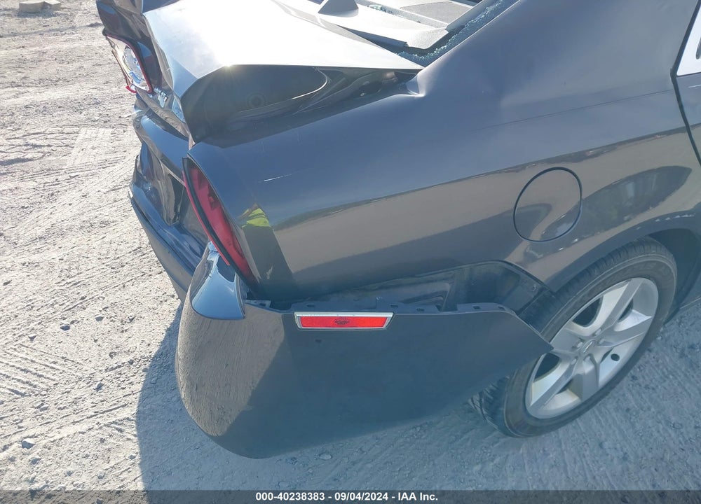 2011 CHEVROLET MALIBU LS VIN: 1G1ZB5E12BF232009
