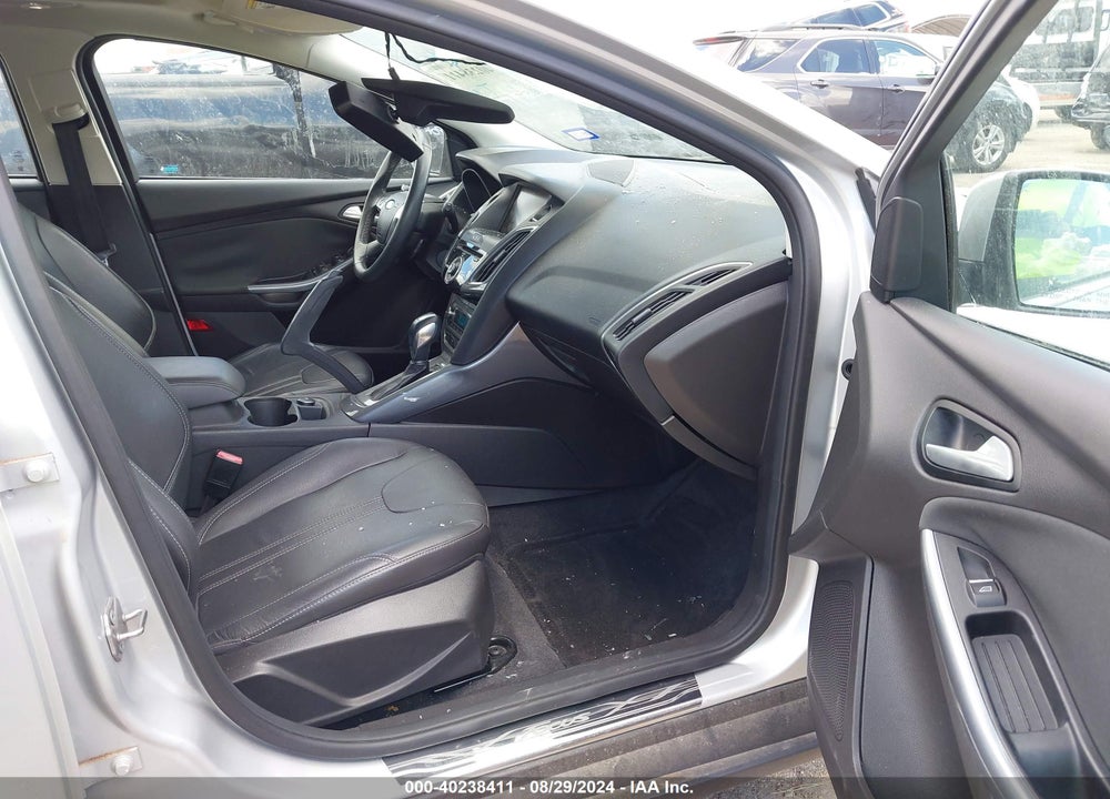 2012 FORD FOCUS TITANIUM VIN: 1FAHP3N29CL161174