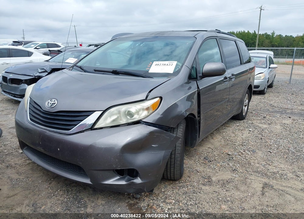 2011 TOYOTA SIENNA LE V6 VIN: 5TDKK3DC3BS169129