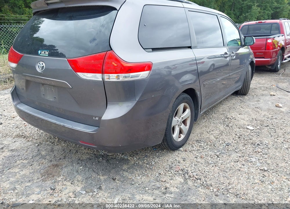 2011 TOYOTA SIENNA LE V6 VIN: 5TDKK3DC3BS169129