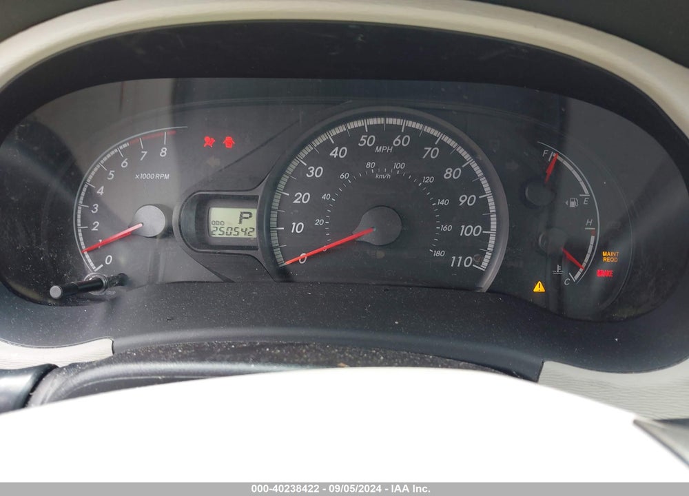 2011 TOYOTA SIENNA LE V6 VIN: 5TDKK3DC3BS169129