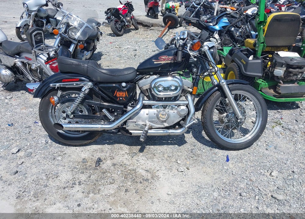 1997 HARLEY-DAVIDSON XL883 HUGGER VIN: 1HD4CEM12VY211541