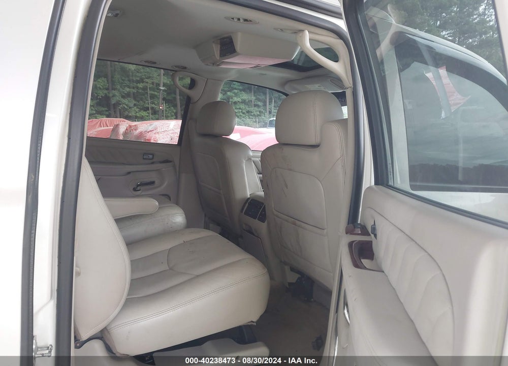 2005 CADILLAC ESCALADE ESV PLATINUM EDITION VIN: 3GYFK66N65G180415