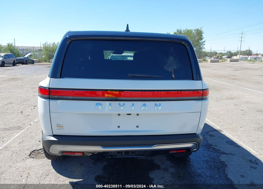 2024 RIVIAN R1S ADVENTURE QUAD MOTOR LARGE PACK VIN: 7PDSGABA6RN032217