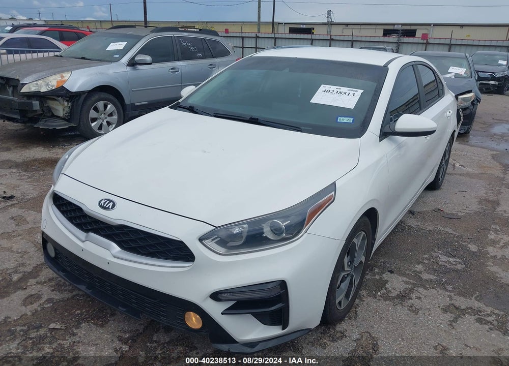 2019 KIA FORTE LXS VIN: 3KPF24AD2KE069070