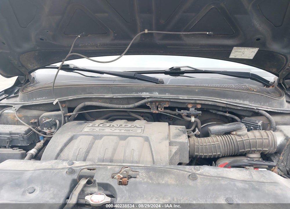2005 HONDA PILOT LX VIN: 2HKYF181X5H573020