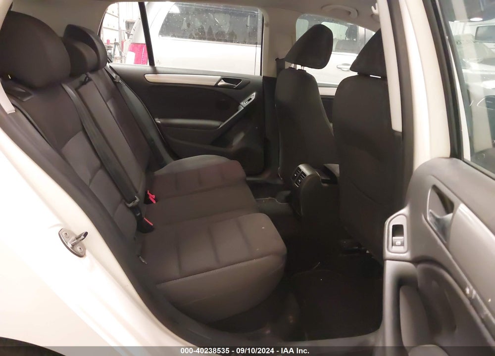 2011 VOLKSWAGEN GOLF TDI 4-DOOR VIN: WVWDM7AJ1BW226943