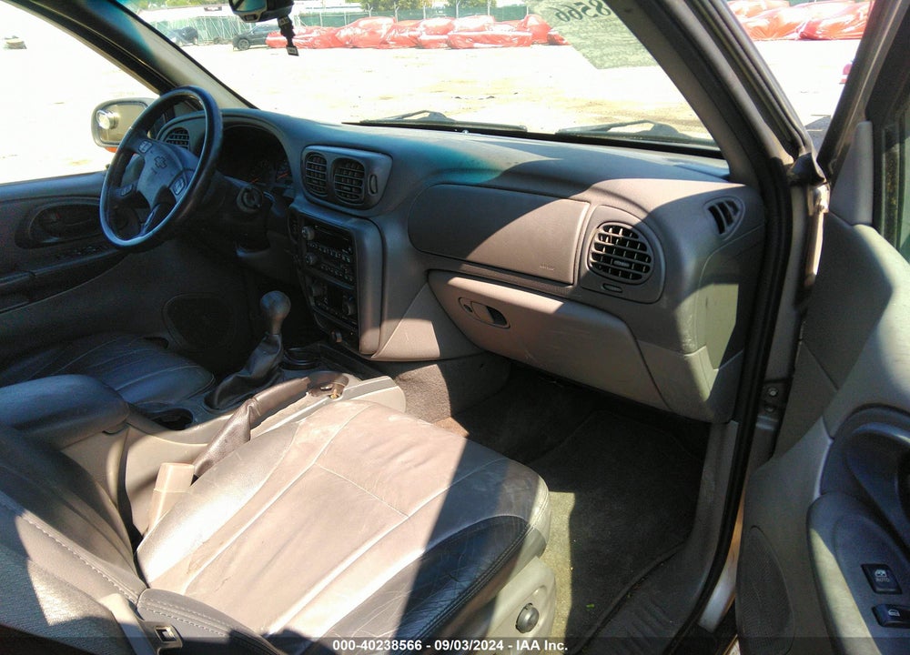 2002 CHEVROLET TRAILBLAZER LTZ VIN: 1GNDS13S822136874