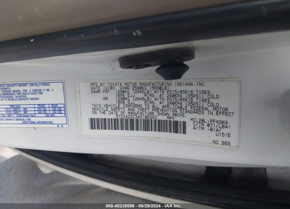 2004 TOYOTA SIENNA XLE VIN: 5TDZA22C34S106243