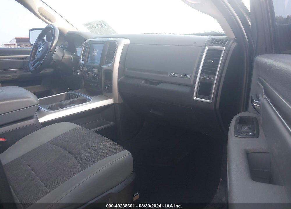 2019 RAM 1500 CLASSIC BIG HORN 4X4 5'7 BOX VIN: 1C6RR7LT3KS560055