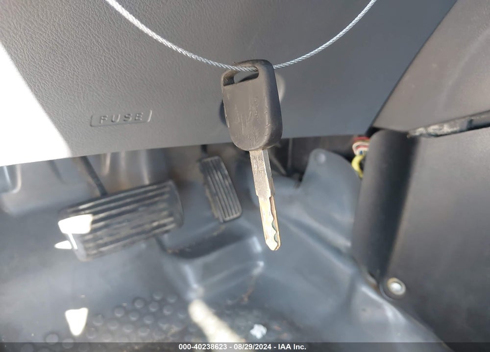 2004 HONDA ELEMENT LX VIN: 5J6YH18364L000857