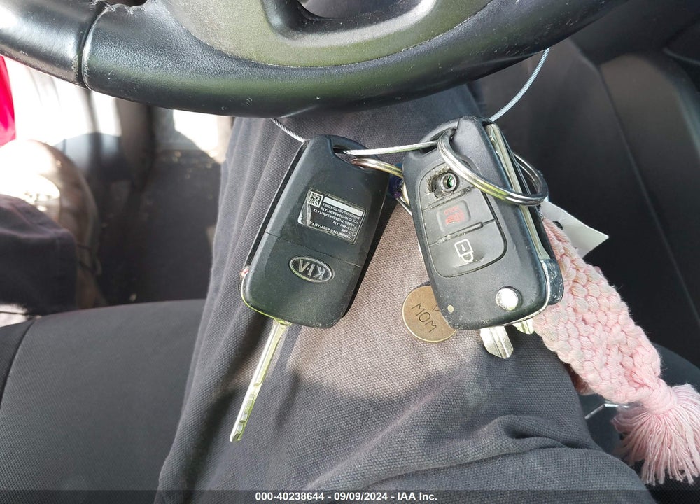 2013 KIA SOUL VIN: KNDJT2A60D7613050