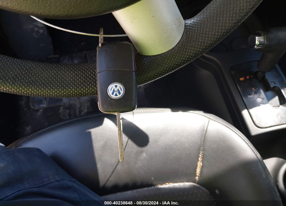 2008 VOLKSWAGEN NEW BEETLE S VIN: 3VWPW31C58M524662