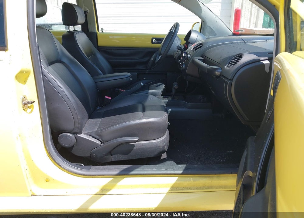 2008 VOLKSWAGEN NEW BEETLE S VIN: 3VWPW31C58M524662