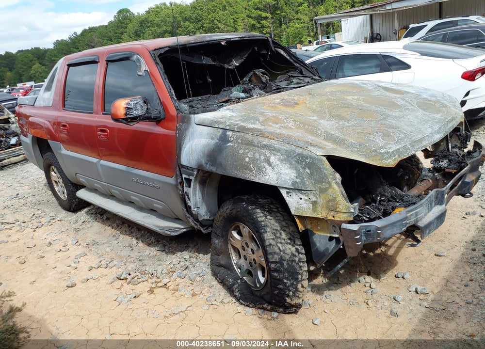 2002 CHEVROLET AVALANCHE 1500 VIN: 3GNEK13T02G168433