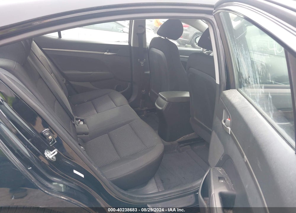 2019 HYUNDAI ELANTRA SE VIN: KMHD74LF4KU821324