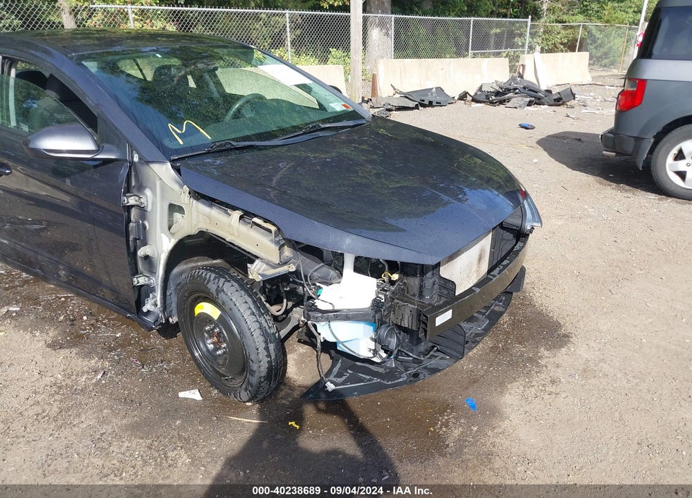 2020 HYUNDAI ELANTRA SEL VIN: 5NPD84LF3LH628398