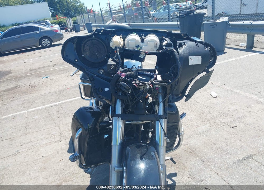 2019 HARLEY-DAVIDSON FLHTK VIN: 1HD1KEF17KB662904
