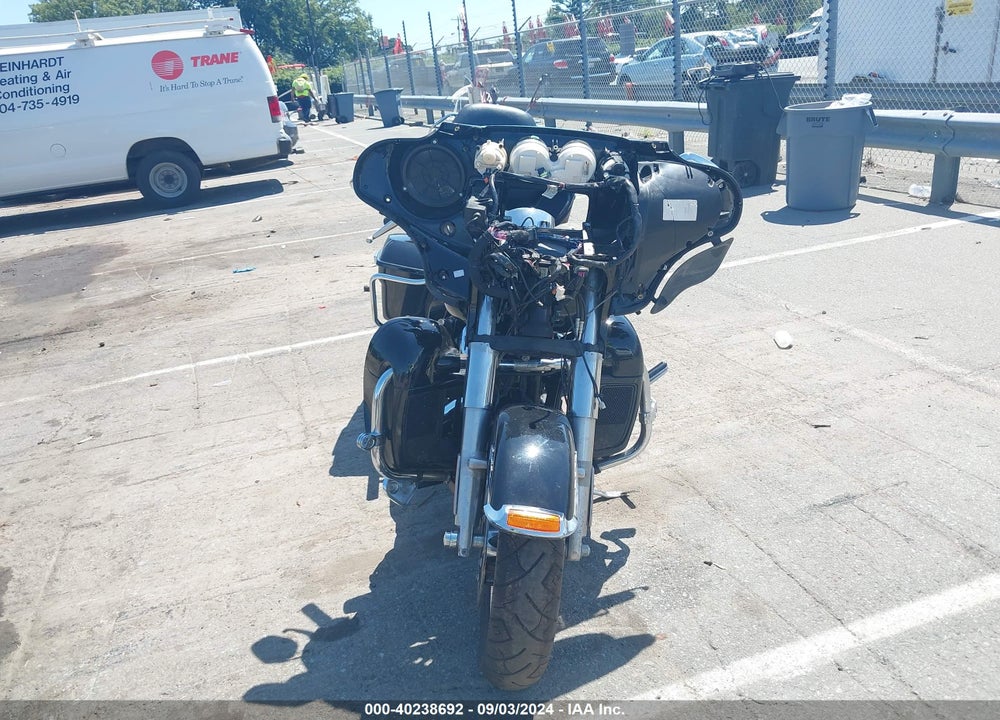 2019 HARLEY-DAVIDSON FLHTK VIN: 1HD1KEF17KB662904