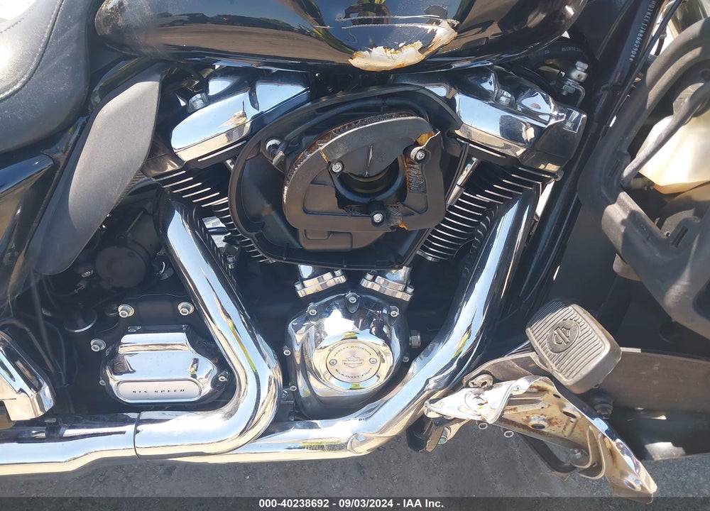 2019 HARLEY-DAVIDSON FLHTK VIN: 1HD1KEF17KB662904