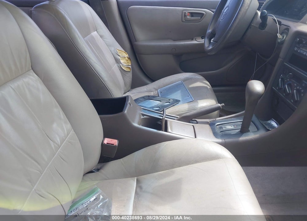 1998 TOYOTA CAMRY LE VIN: 4T1BG22K3WU830905