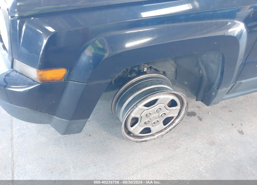 2013 JEEP PATRIOT SPORT VIN: 1C4NJPBA3DD130435