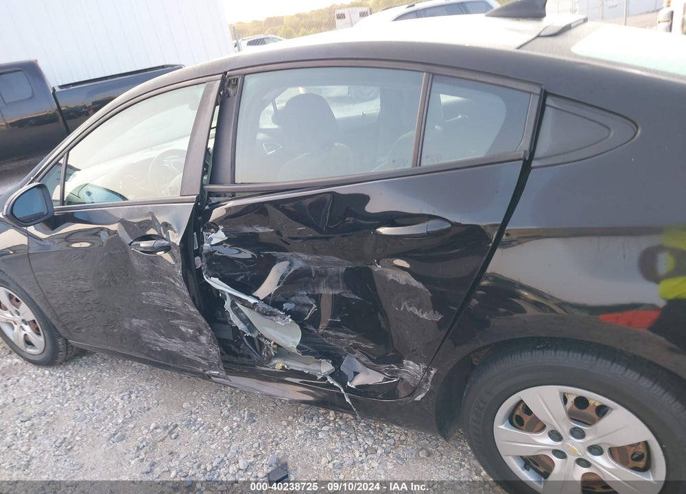 2017 CHEVROLET CRUZE LS AUTO VIN: 1G1BC5SM9H7272555