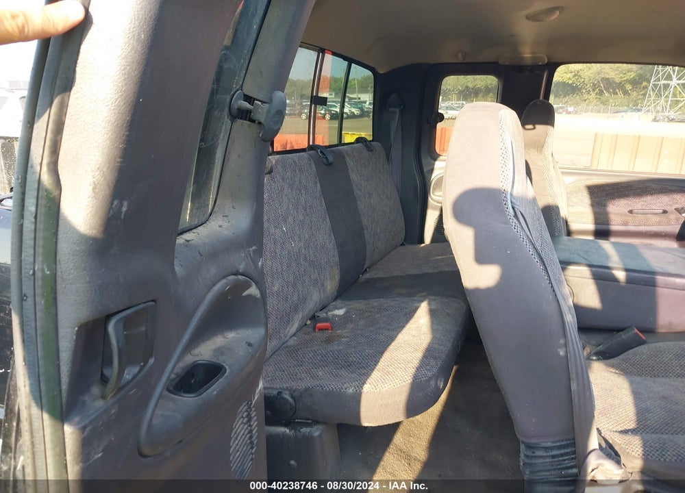 2001 DODGE RAM 1500 ST VIN: 3B7HC13Y21G807134