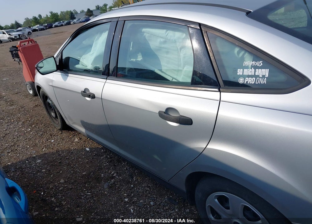 2016 FORD FOCUS S VIN: 1FADP3E2XGL386160