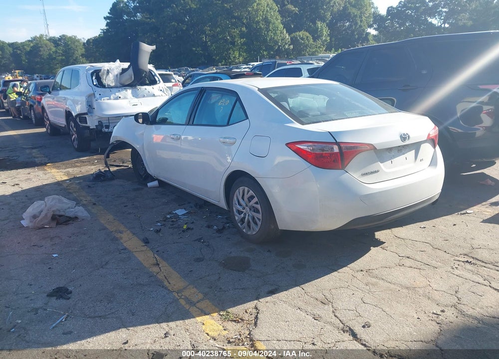 2017 TOYOTA COROLLA LE VIN: 5YFBURHE4HP643857